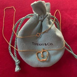 Tiffany&co apple necklace 18k gold